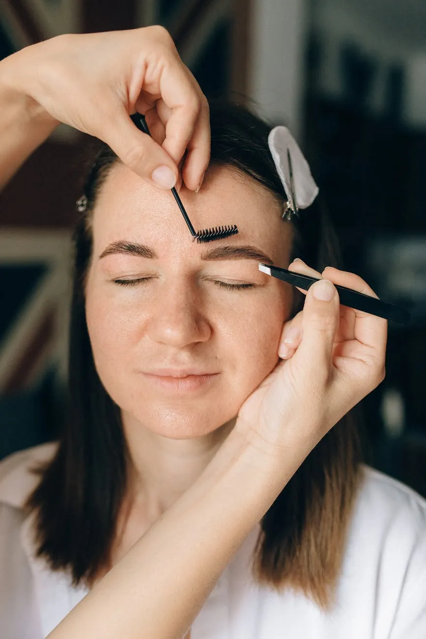 Eyebrow Transplant